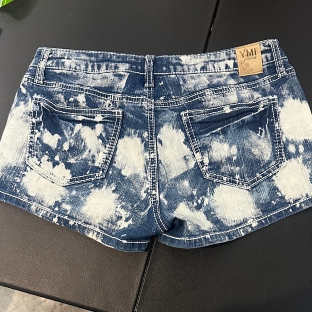 YMI Blue and White stone washed Daisy Duke Jean Shorts size 7